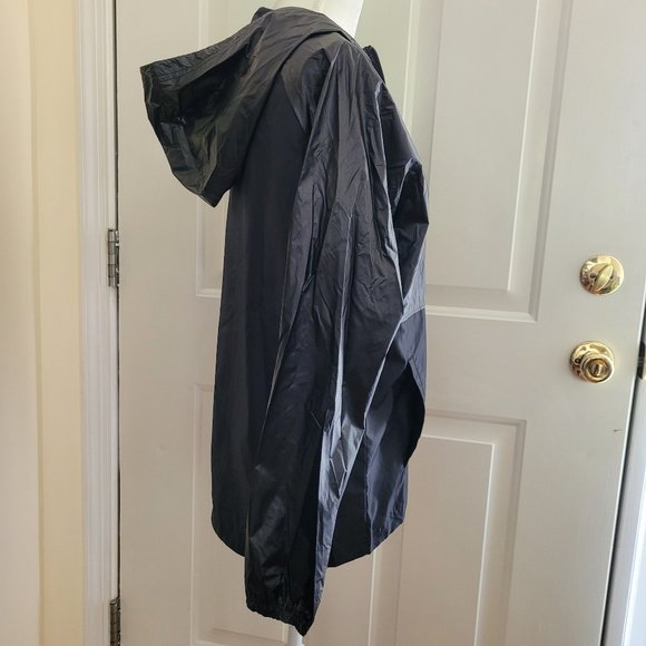 NWT Under Armour Women's Metallic Jacket Size XS - Picture 5 of 12